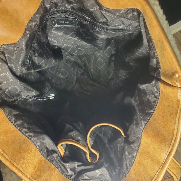 Nine West Brown Leather Shoulder Bag/Purse with FauxFur Sherpa accents - Picture 10 of 16